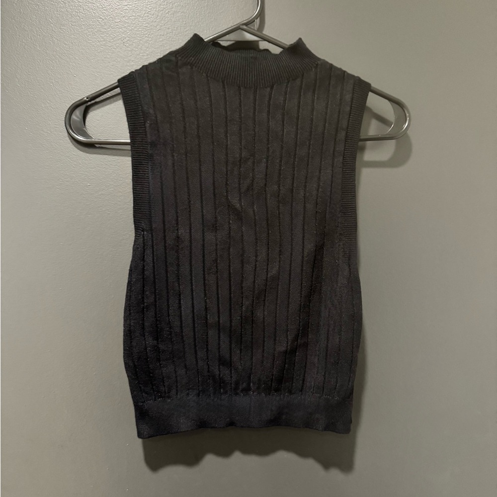 Black Ribbed Crop Top